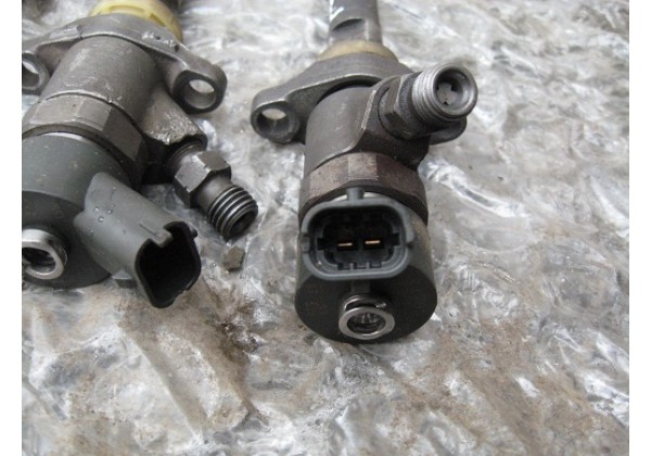 форсунка дизельна Peugeot,Citroen,1.6hdi